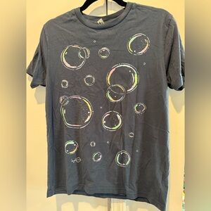 Vegan Outfitters Bubble Graphic T-Shirt - unisex small